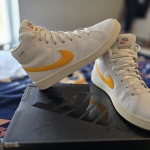 Nike Women's Court Royale 2 Mid Sneakers White/Gold Shoes, Size 8